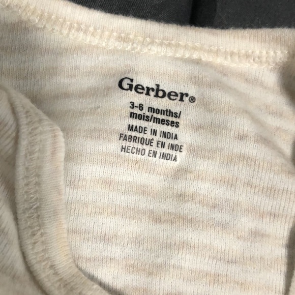 Set of 5 Gerber Onesies Camo/Wild Theme - Picture 8 of 12